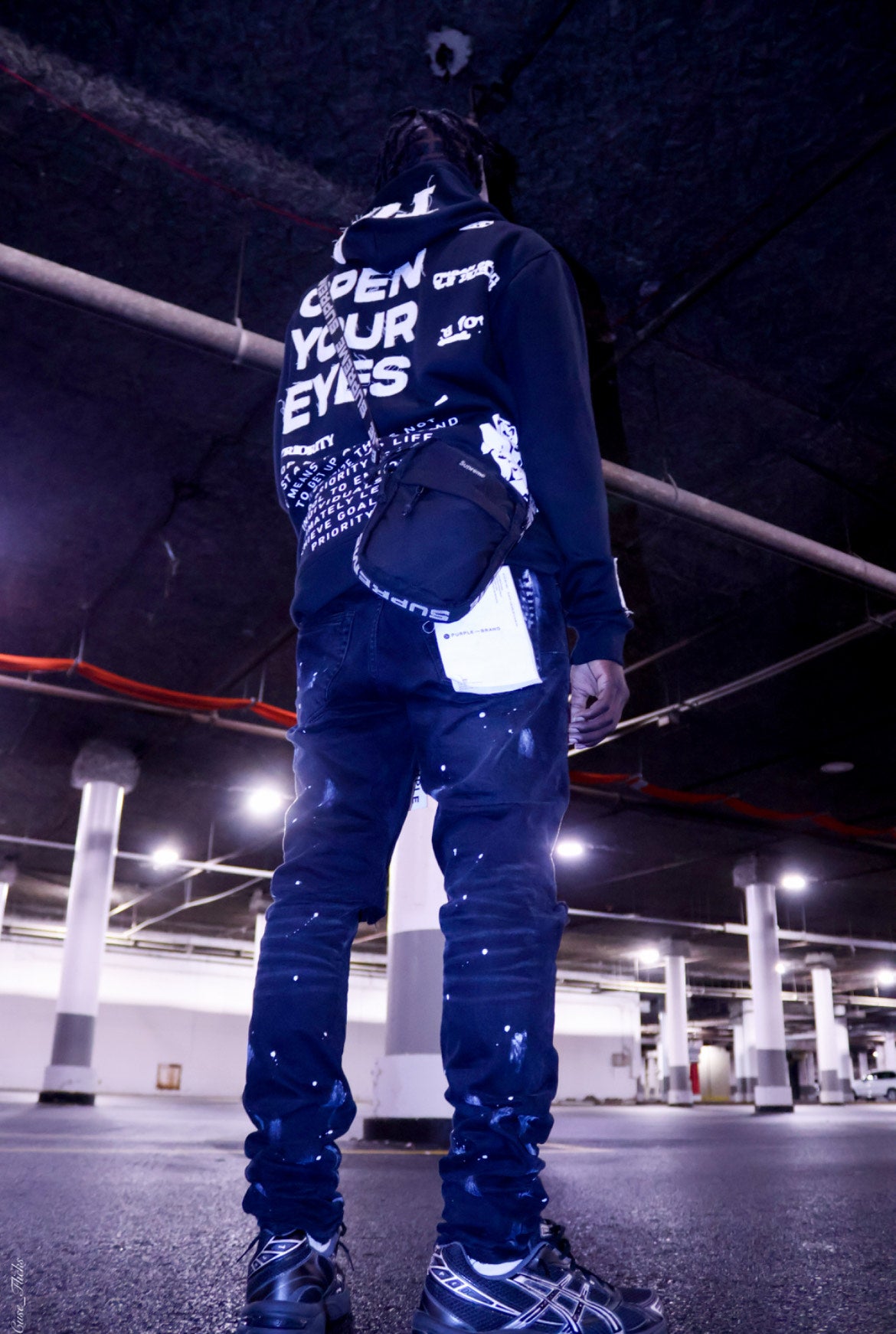 V2 distressed hoodie